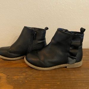 Girls black zip boots